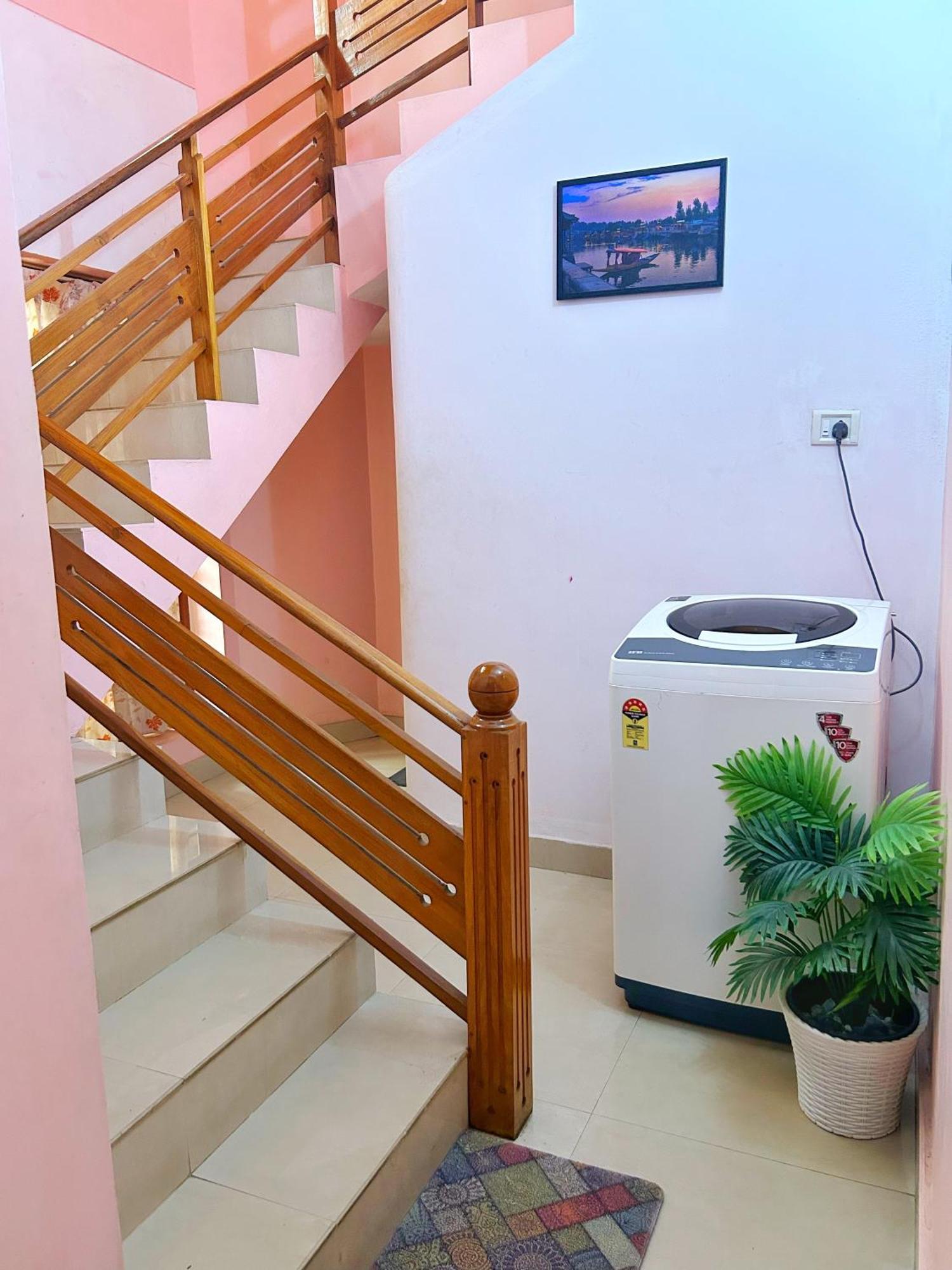 La Casa Trivandrum 4 Bhk Ac Luxury Villa At City Centre, Just 6 Kms To Airport Thiruvananthapuram Bagian luar foto
