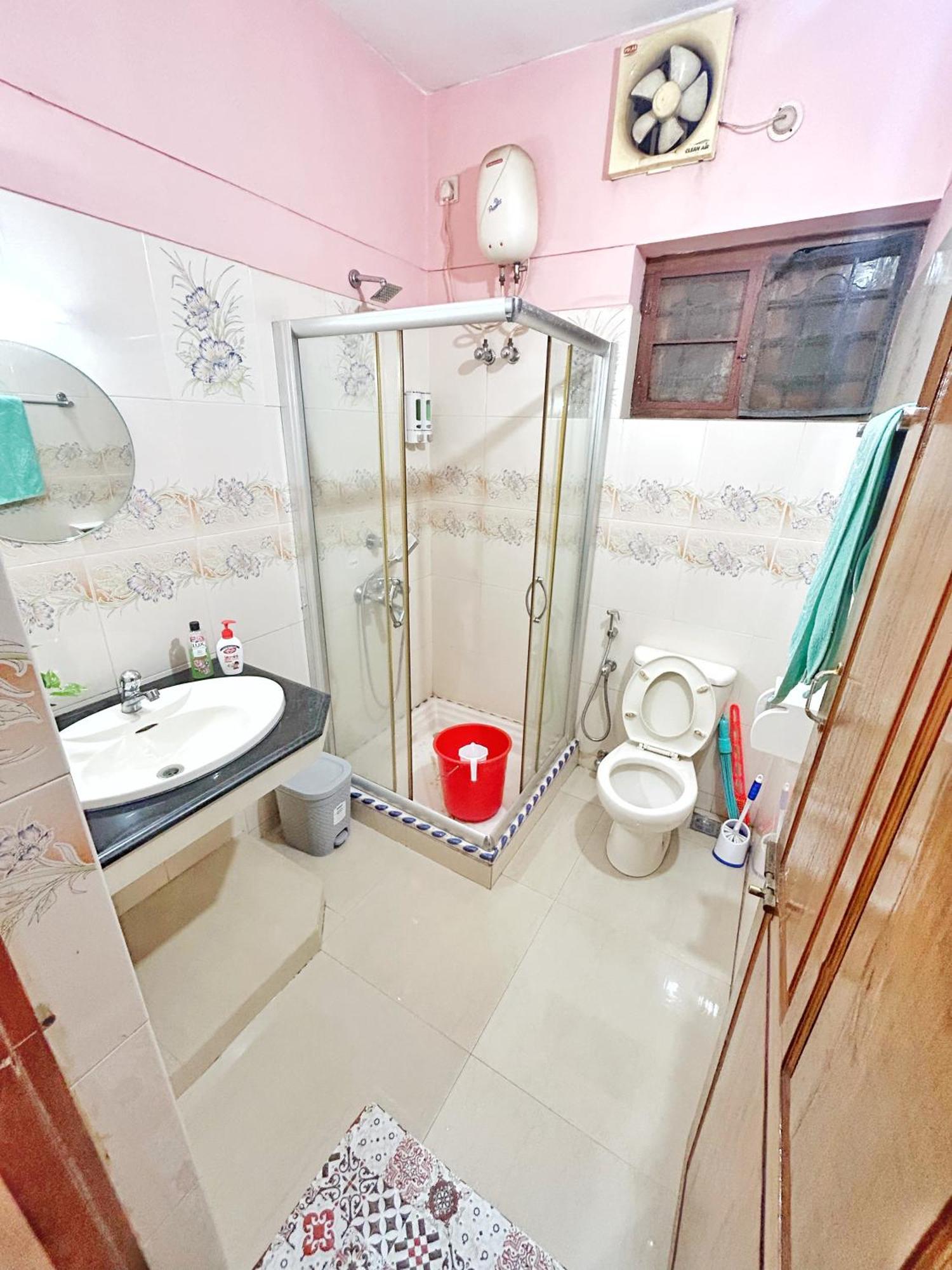 La Casa Trivandrum 4 Bhk Ac Luxury Villa At City Centre, Just 6 Kms To Airport Thiruvananthapuram Bagian luar foto