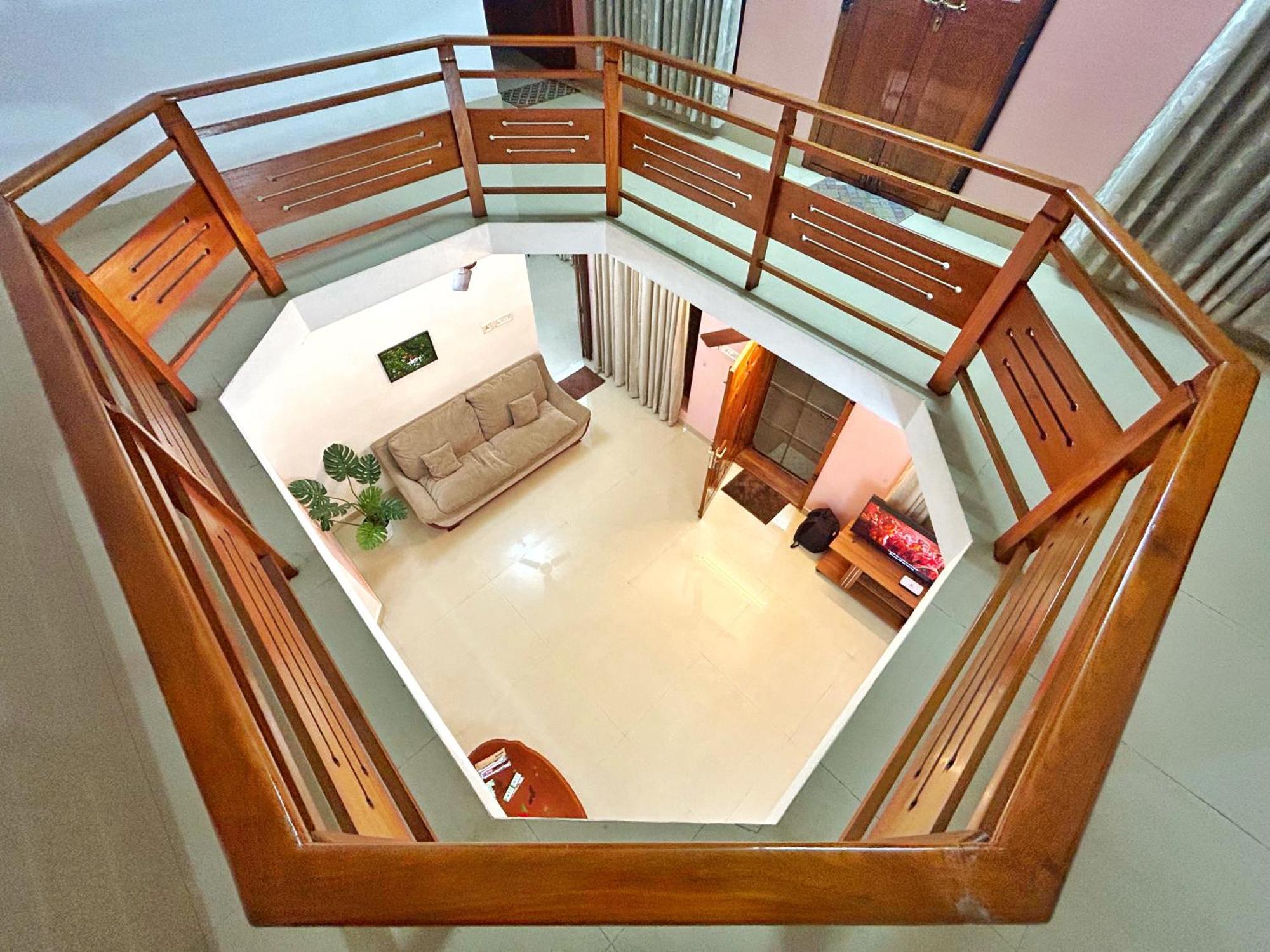 La Casa Trivandrum 4 Bhk Ac Luxury Villa At City Centre, Just 6 Kms To Airport Thiruvananthapuram Bagian luar foto