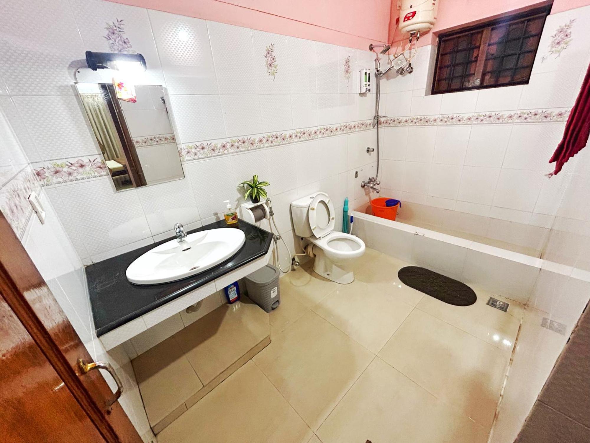 La Casa Trivandrum 4 Bhk Ac Luxury Villa At City Centre, Just 6 Kms To Airport Thiruvananthapuram Bagian luar foto
